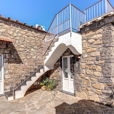 Villa Giulia Boutique Views Pool And Guest Services ソレント エクステリア 写真